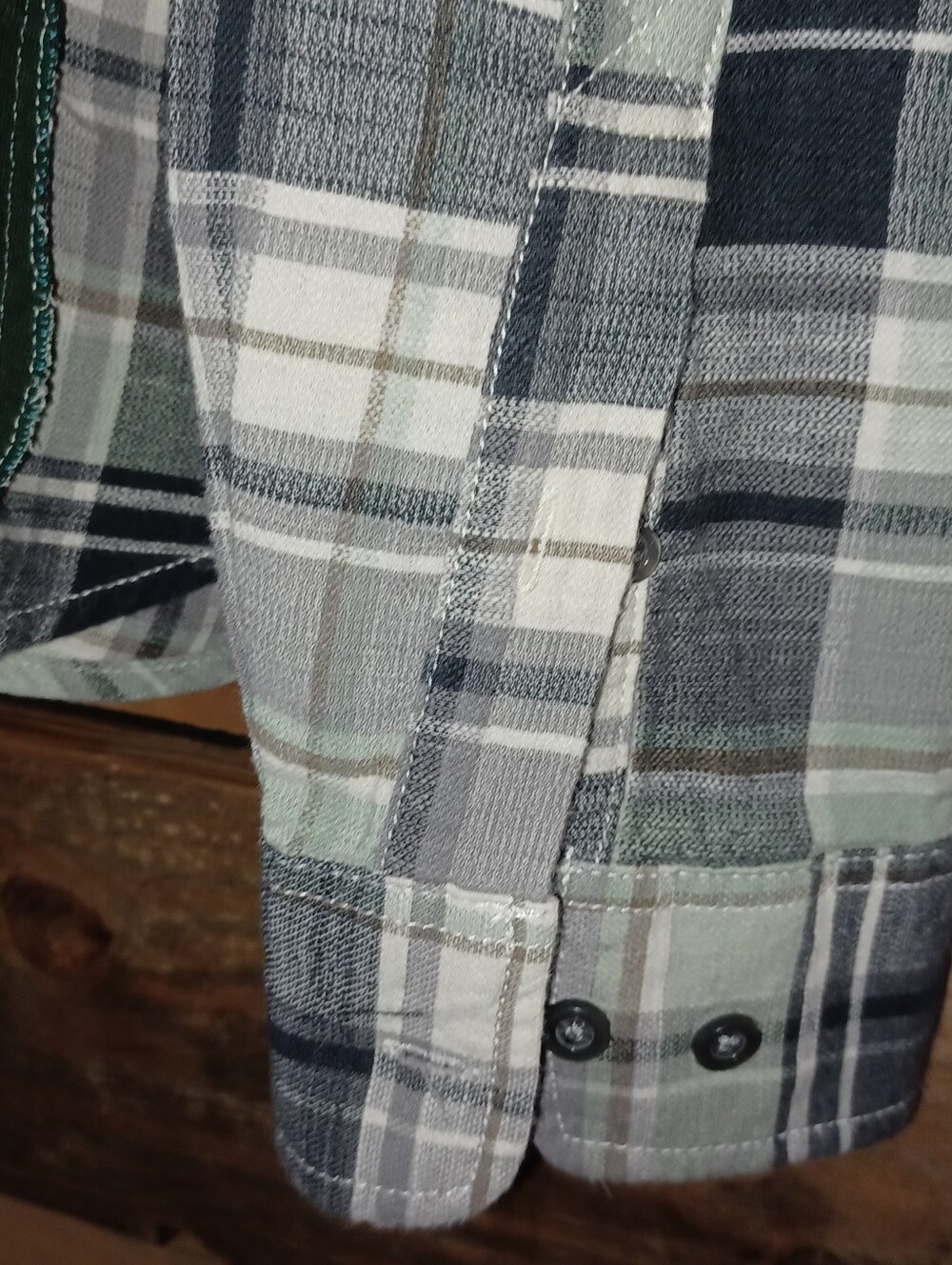 Upcycled Bring Me The Horizon Graphic T-shirt - Green Plaid Sleeves - Picture 7 of 9